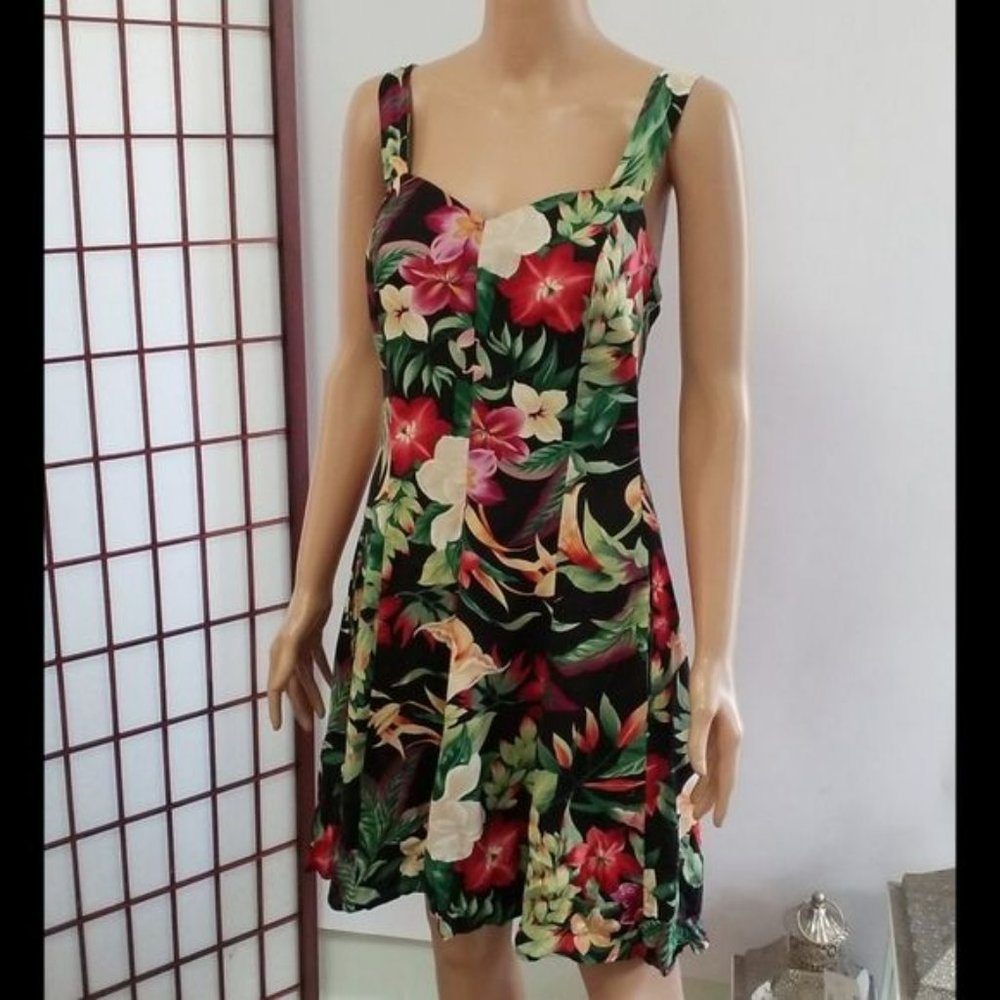 FLORAL SAND DOLLARS SUMMER SUN DRESS SIZE M
